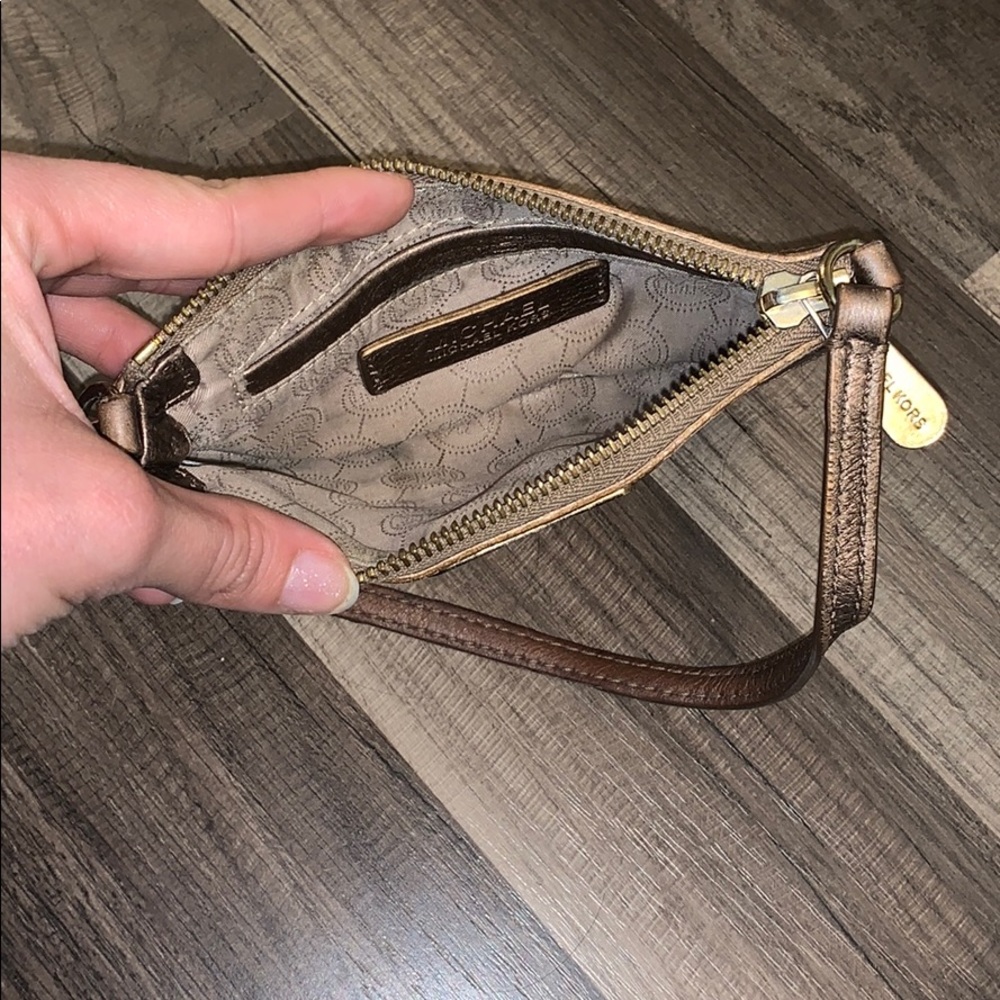 Michael Kors gold wristlet - Picture 6 of 8